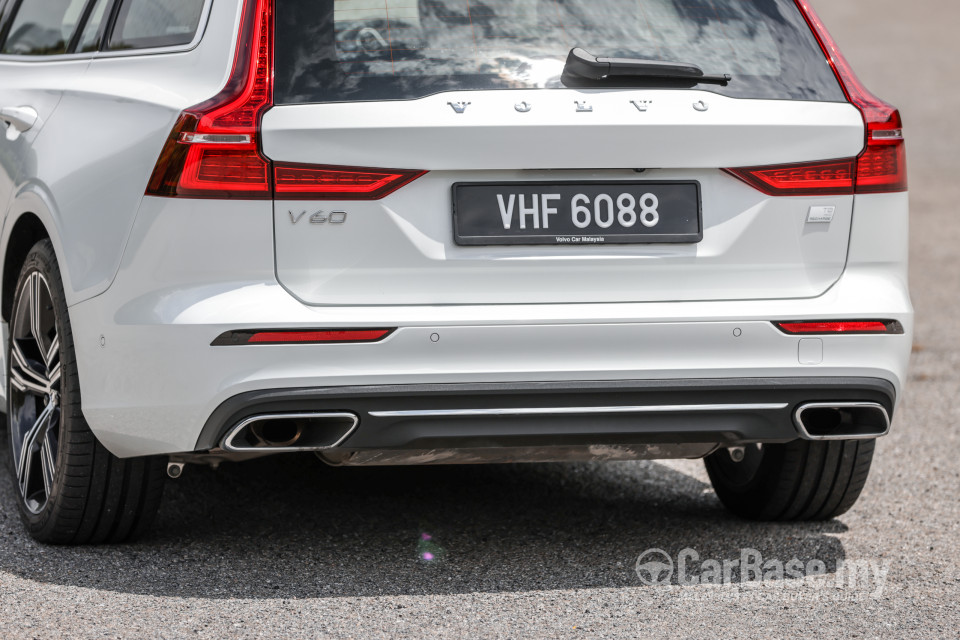 Volvo V60 Mk2 (2022) Exterior
