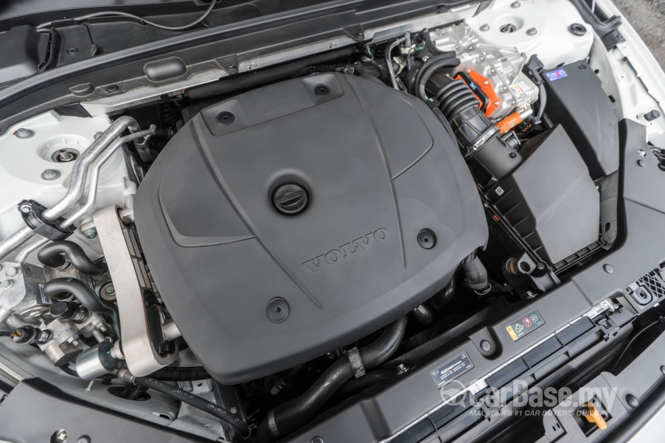 Volvo V60 Mk2 (2022) Exterior