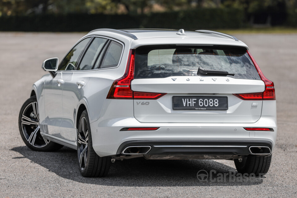 Volvo V60 Mk2 (2022) Exterior