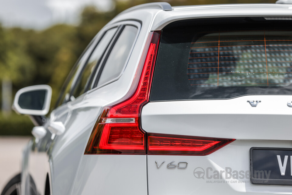 Volvo V60 Mk2 (2022) Exterior