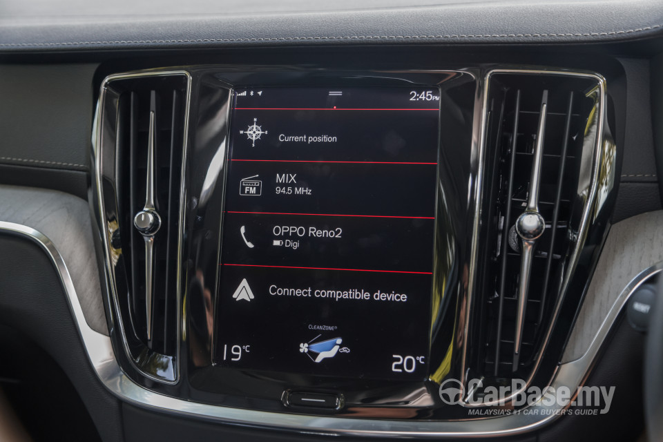 Volvo V60 Mk2 (2022) Interior