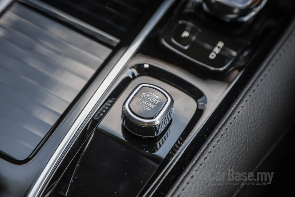 Volvo V60 Mk2 (2022) Interior