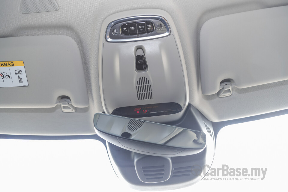 Volvo V60 Mk2 (2022) Interior