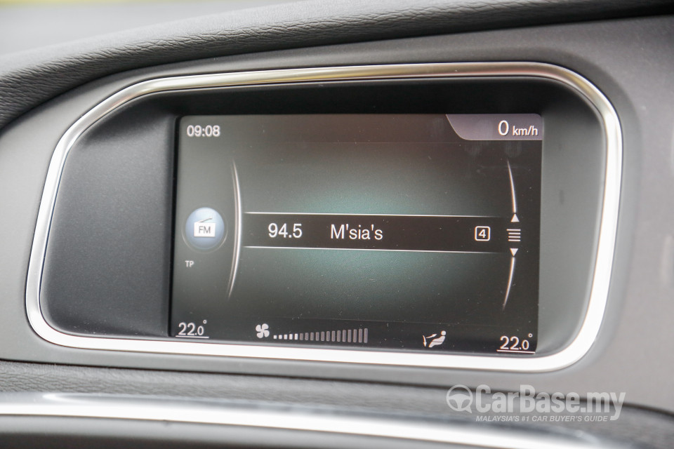 Volvo V40 Mk1 Facelift (2017) Interior