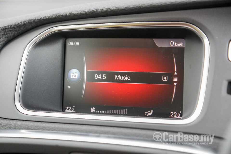Volvo V40 Mk1 Facelift (2017) Interior
