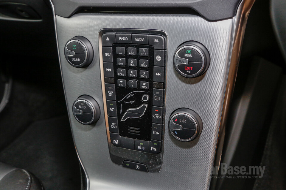 Audi A4 B9 (2016) Interior