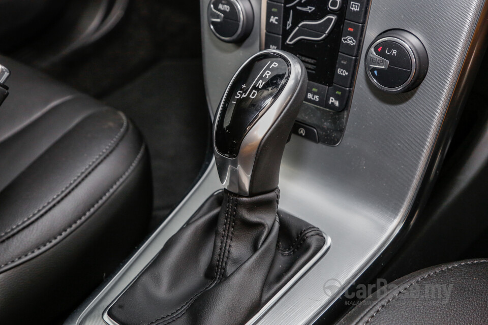 Audi A4 B9 (2016) Interior