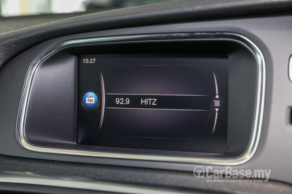 Volvo V40 Mk1 Facelift (2017) Interior