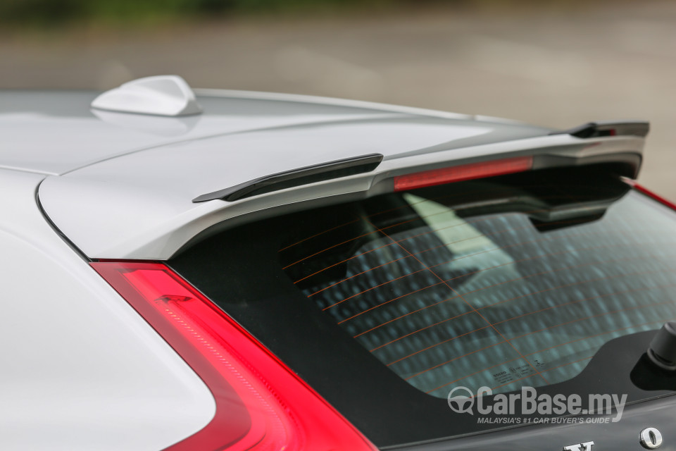 Volvo V40 Mk1 (2013) Exterior