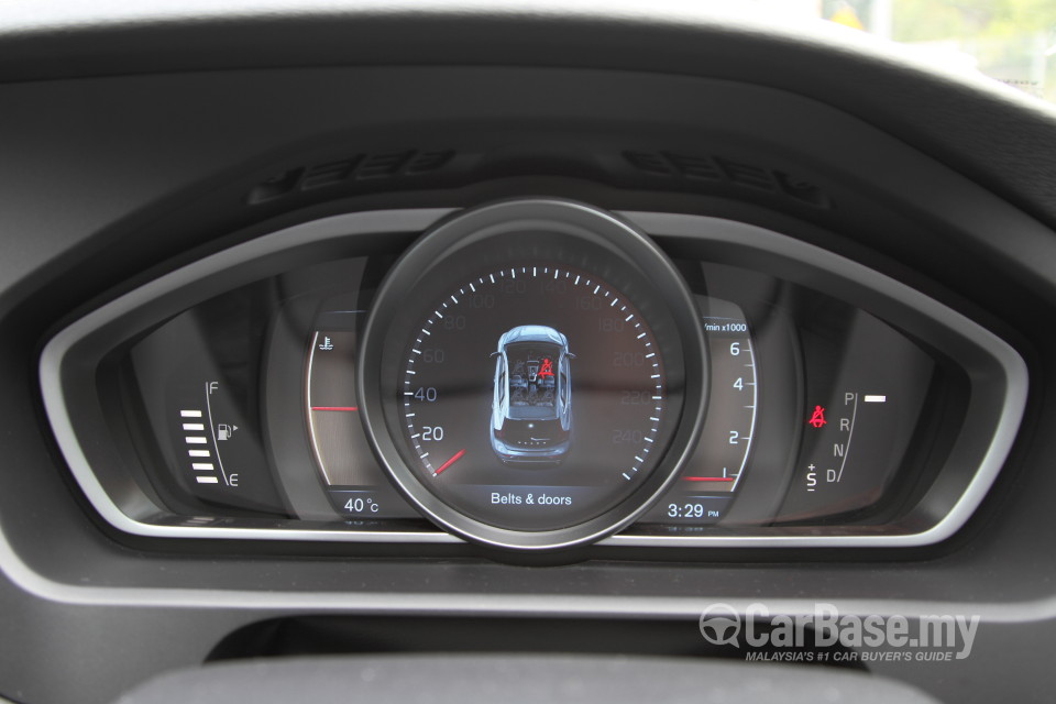 Volvo V40 Mk1 (2013) Interior