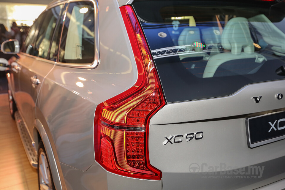 Subaru Outback BN (2015) Exterior