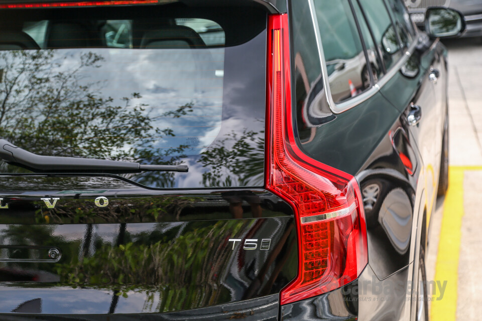 Mitsubishi Outlander RE Facelift (2016) Exterior