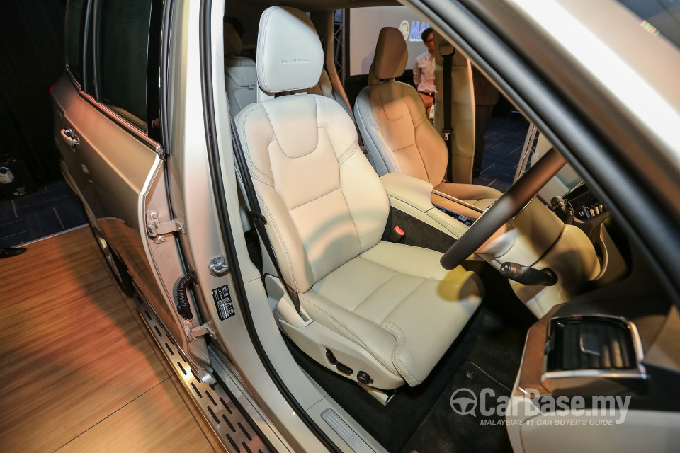 Volvo XC90 Mk2 (2015) Interior