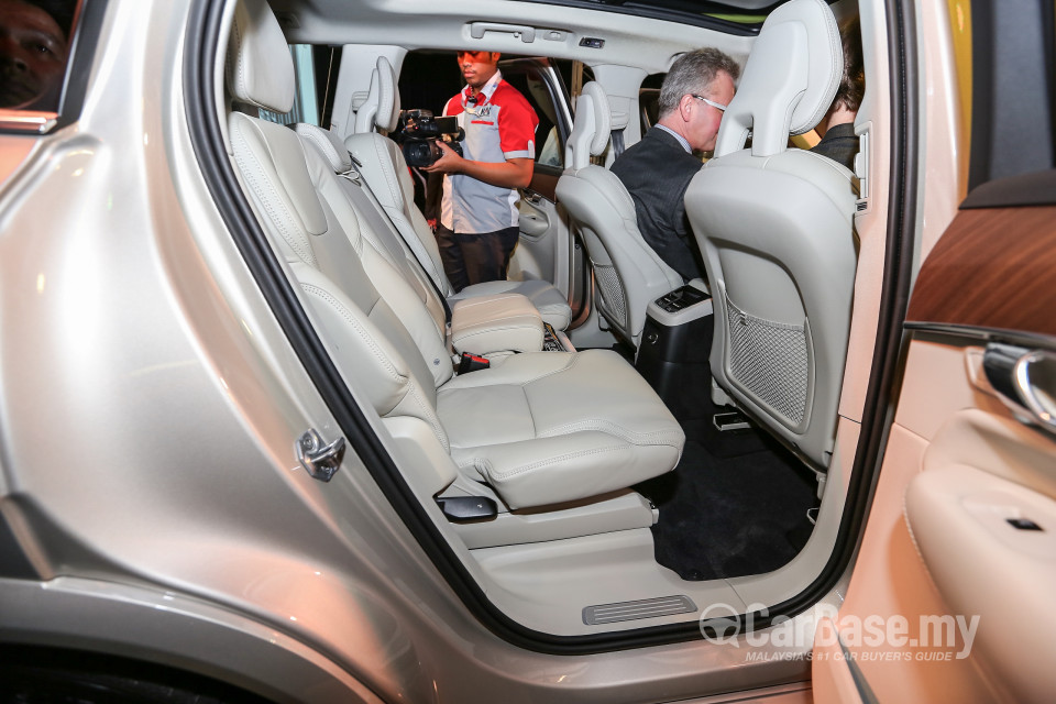 Volvo XC90 Mk2 (2015) Interior