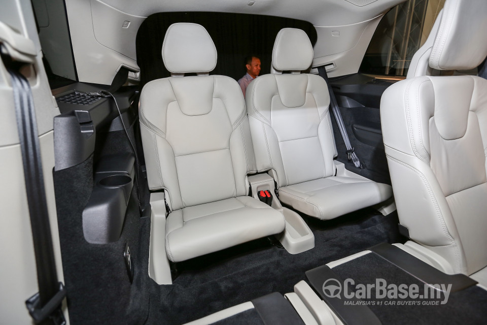 Volvo XC90 Mk2 (2015) Interior