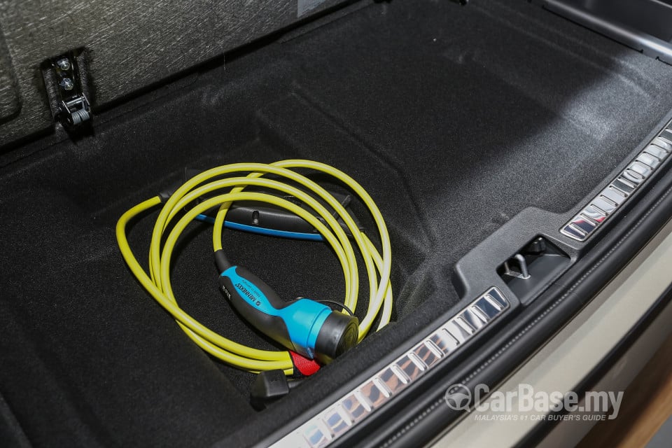 Volvo XC90 Mk2 (2015) Interior