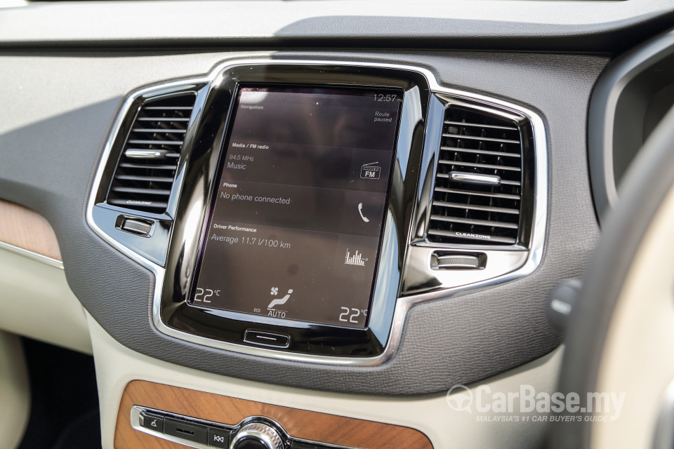 Volvo XC90 Mk2 (2015) Interior