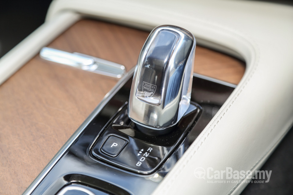 Volvo XC90 Mk2 (2015) Interior