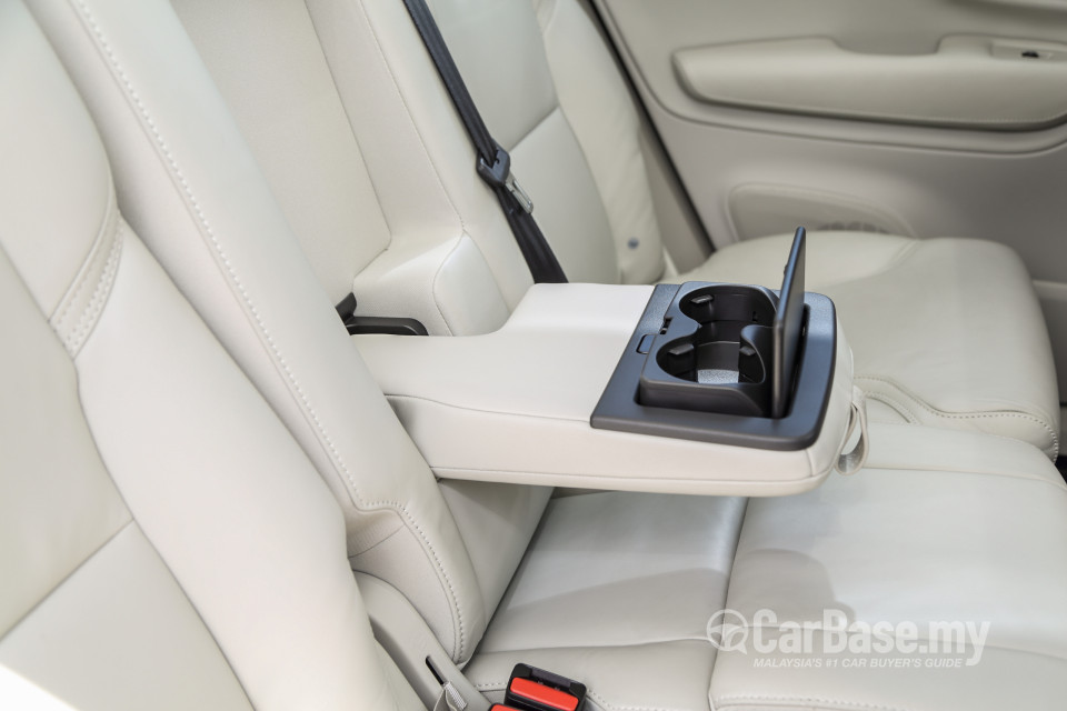 Volvo XC90 Mk2 (2015) Interior