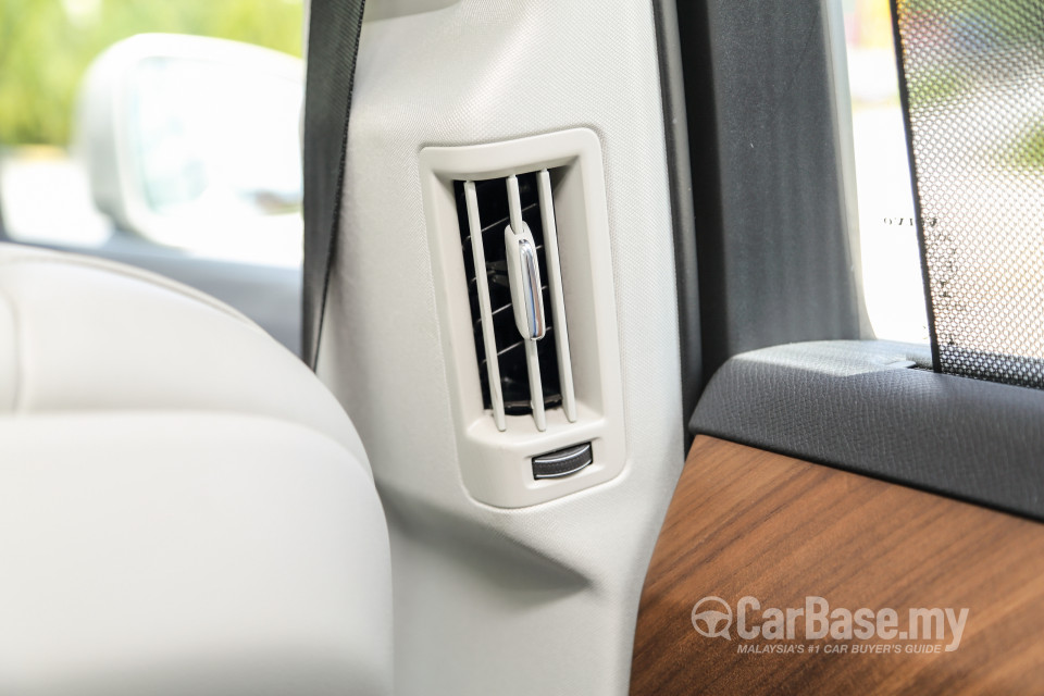 Volvo XC90 Mk2 (2015) Interior
