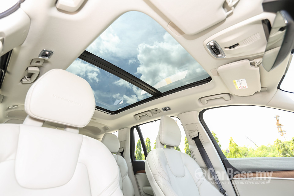 Volvo XC90 Mk2 (2015) Interior