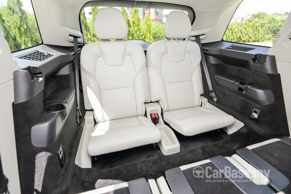 Volvo XC90 Mk2 (2015) Interior
