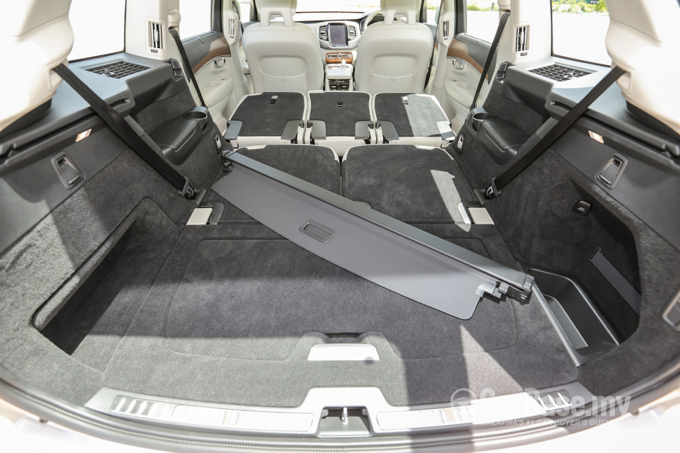 Volvo XC90 Mk2 (2015) Interior