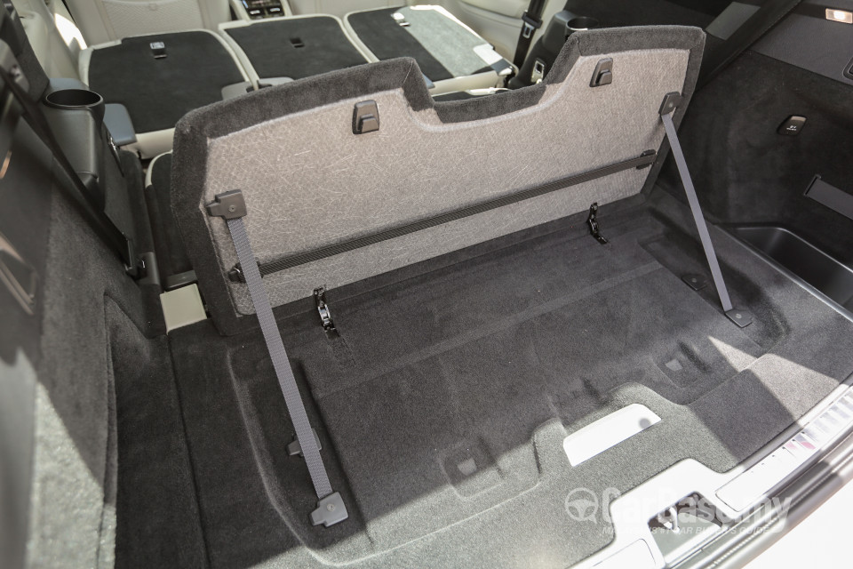 Volvo XC90 Mk2 (2015) Interior