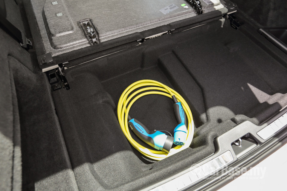 Volvo XC90 Mk2 (2015) Interior