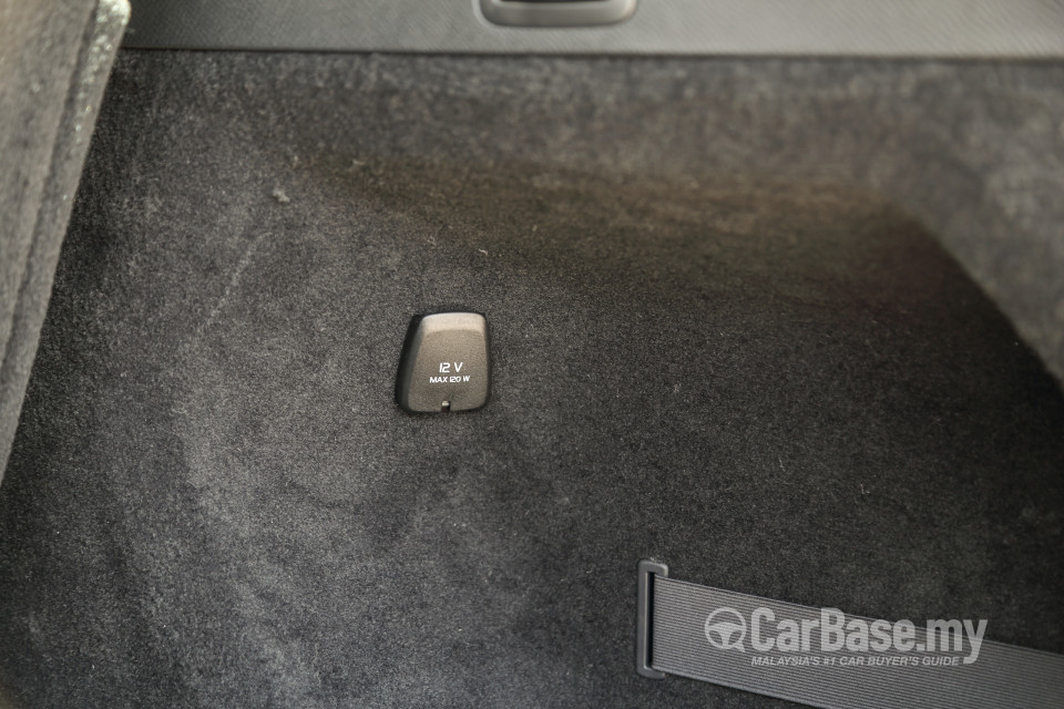 Volvo XC90 Mk2 (2015) Interior