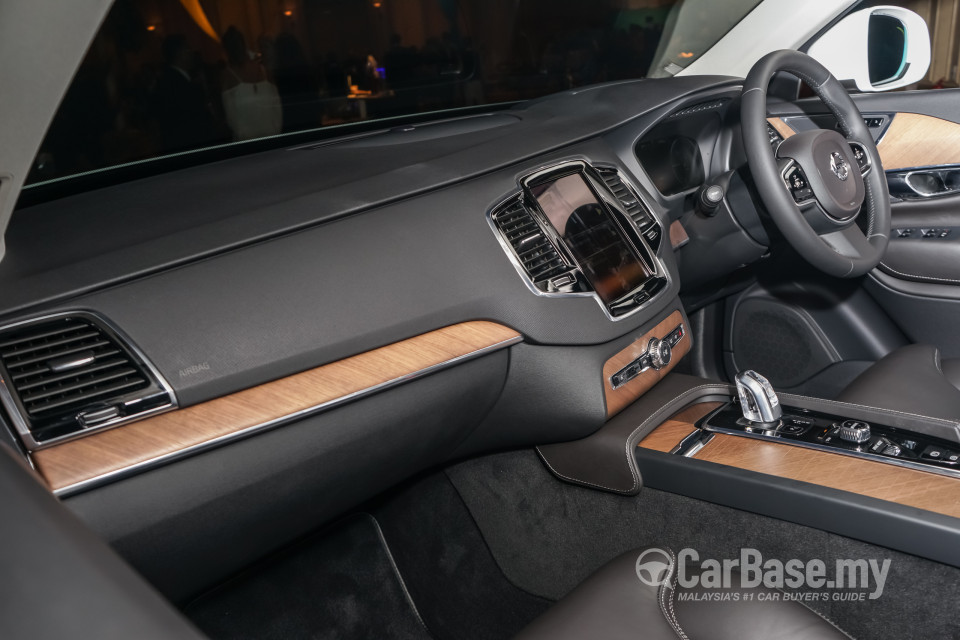 Volvo XC90 Mk2 (2015) Interior