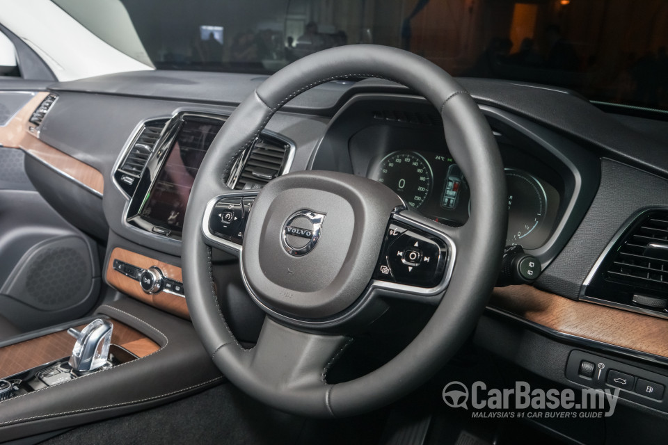 Volvo XC90 Mk2 (2015) Interior