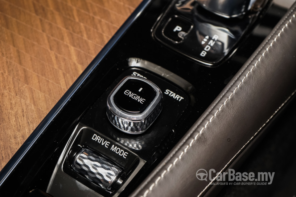 Volvo XC90 Mk2 (2015) Interior