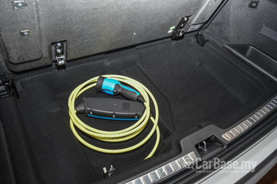 Volvo XC90 Mk2 (2015) Interior