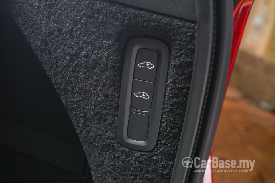 Volvo XC90 Mk2 (2015) Interior