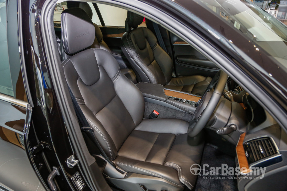Volvo XC90 Mk2 (2015) Interior