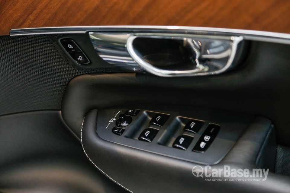Volvo XC90 Mk2 (2015) Interior