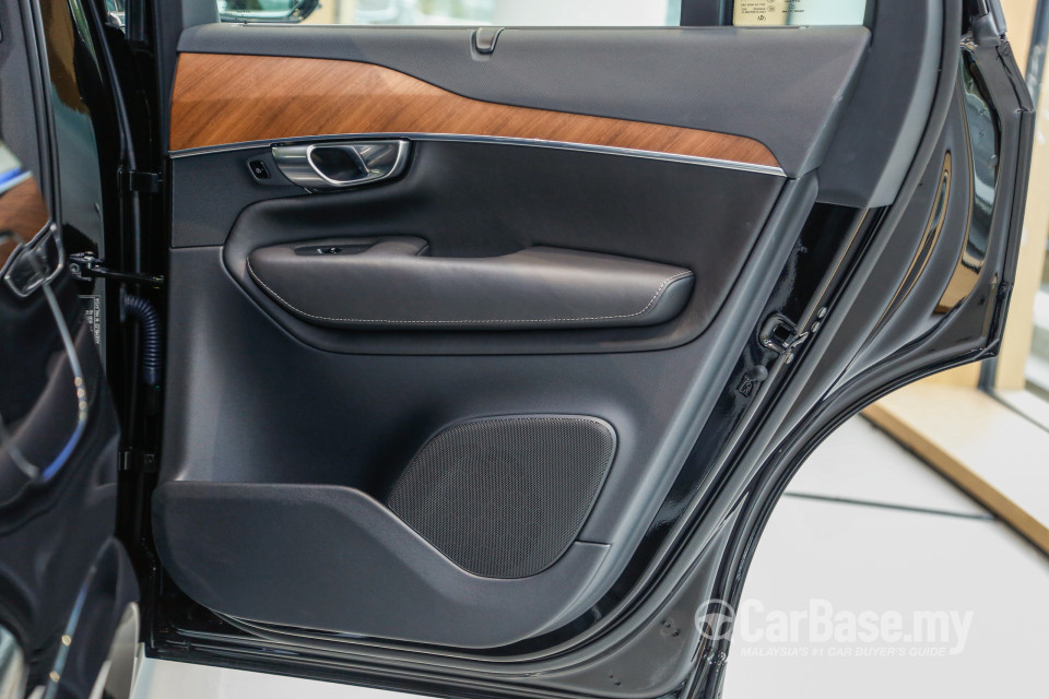 Volvo XC90 Mk2 (2015) Interior