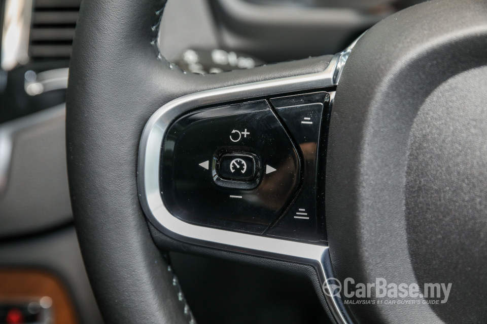 Volvo XC90 Mk2 (2015) Interior
