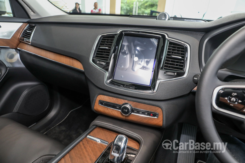 Volvo XC90 Mk2 (2015) Interior