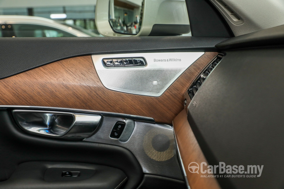 Volvo XC90 Mk2 (2015) Interior