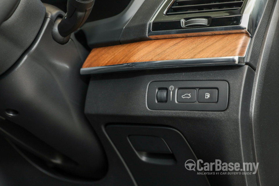 Volvo XC90 Mk2 (2015) Interior