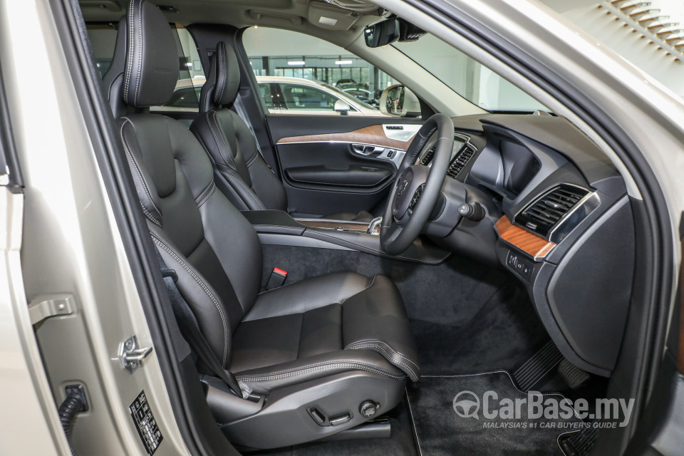 Volvo XC90 Mk2 (2015) Interior