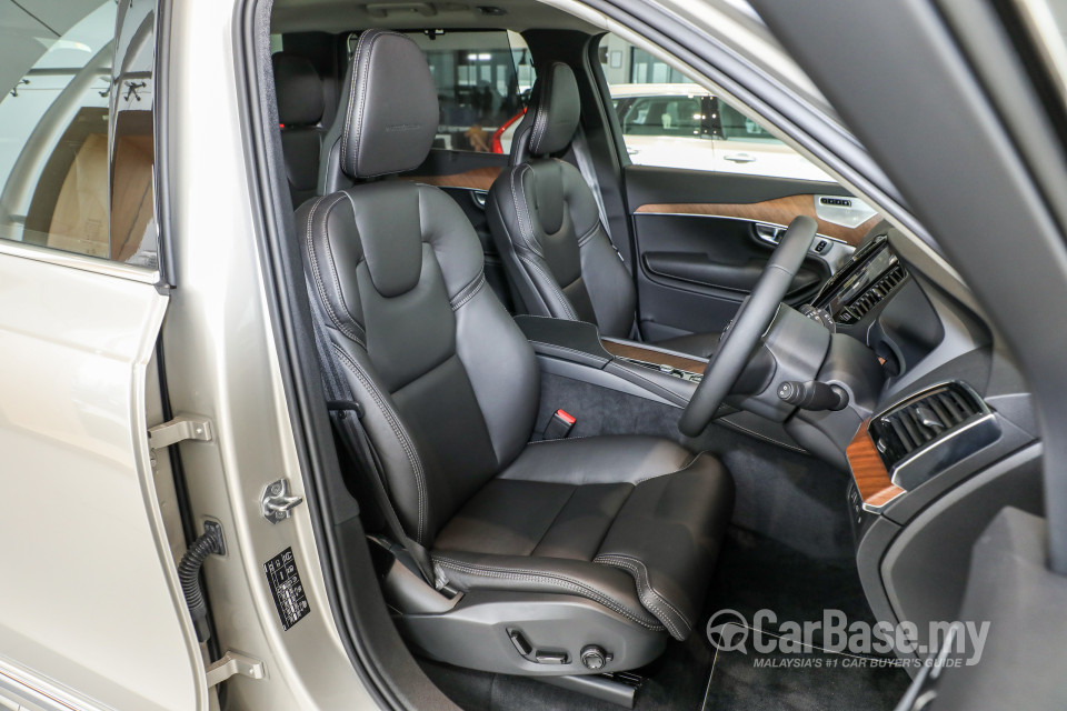 Volvo XC90 Mk2 (2015) Interior