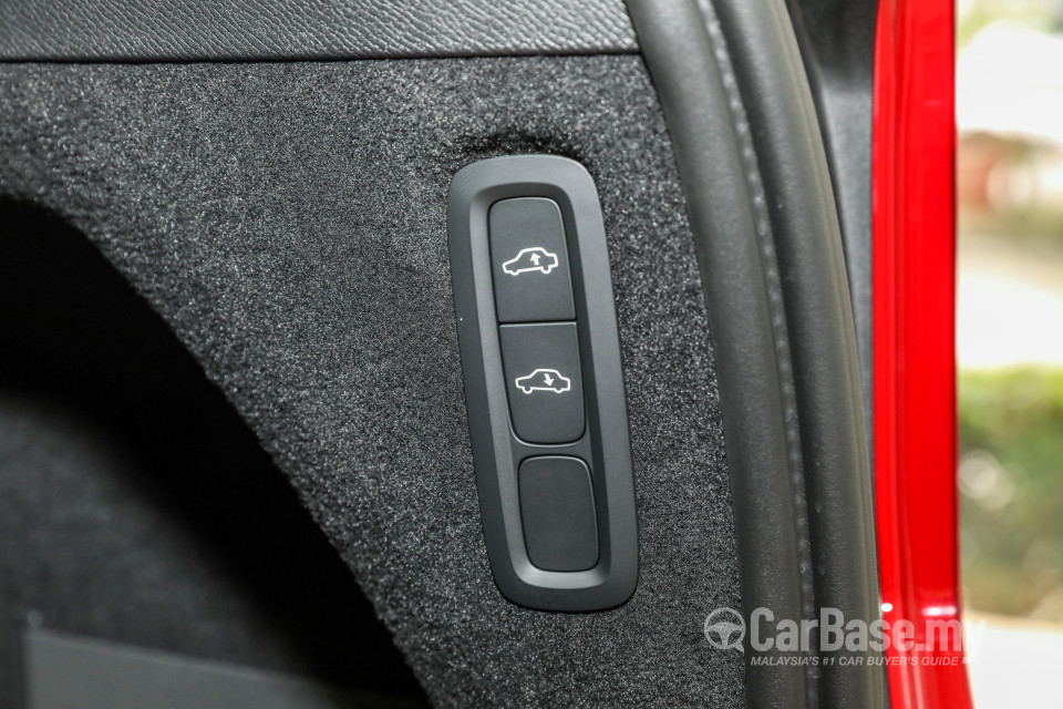 Volvo XC90 Mk2 (2015) Interior