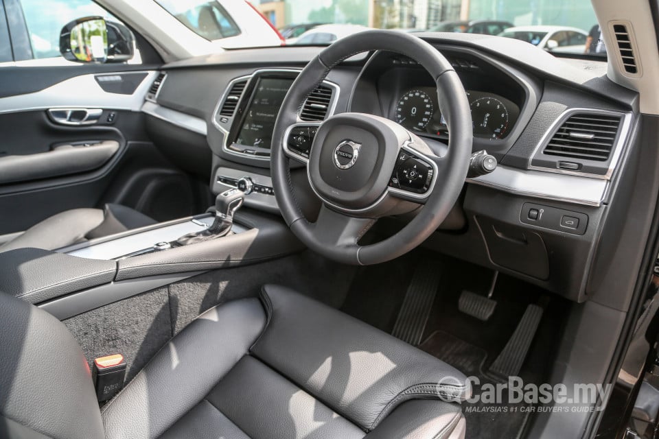 Volvo XC90 Mk2 (2015) Interior