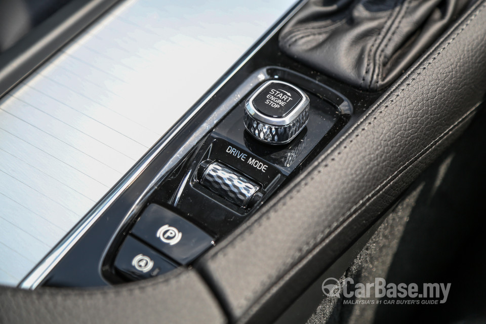 Volvo XC90 Mk2 (2015) Interior