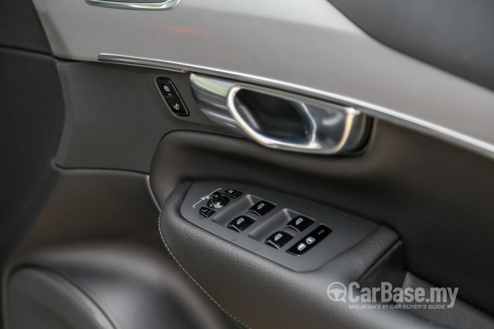 Volvo XC90 Mk2 (2015) Interior