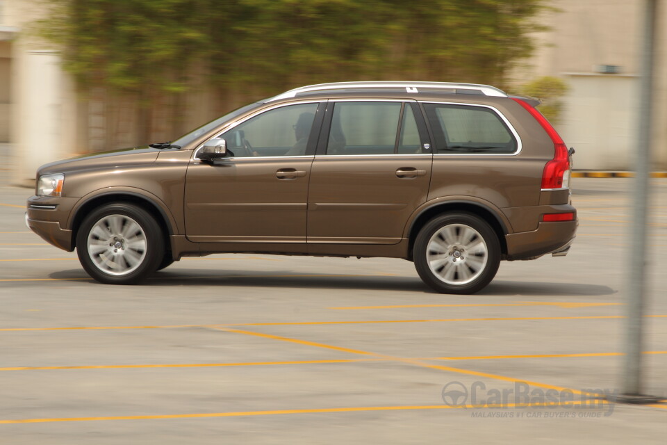 Volkswagen Touareg Mk2 (2010) Exterior