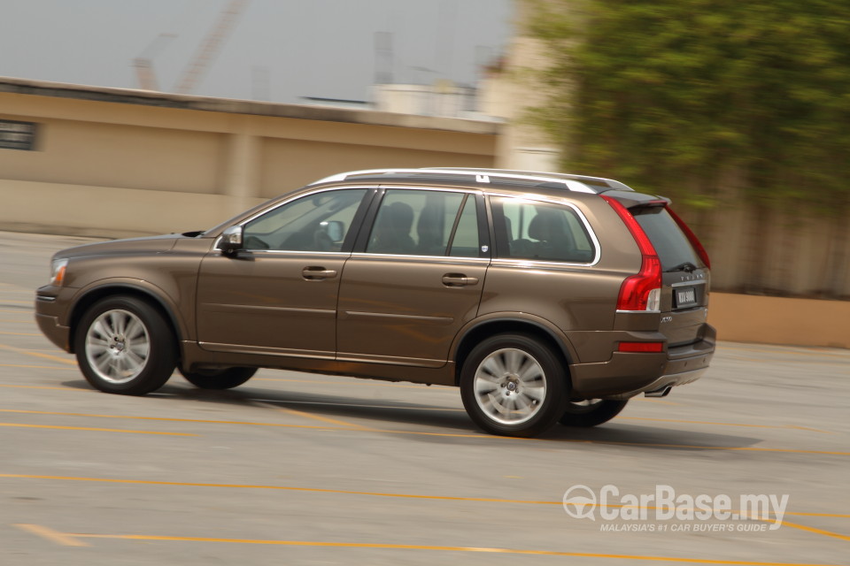 Volvo XC90 Mk1 Facelift (2008) Exterior